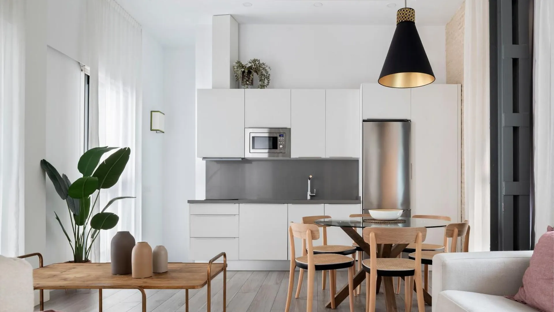 Suites Maestranza - Herreria By Magno Apartments Sewilla