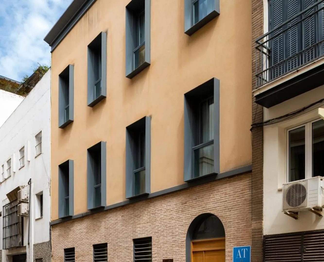 Suites Maestranza - Herreria By Magno Apartments Sevilla 0*,